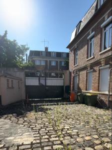 Acheter Immeuble Amiens 1350700 euros