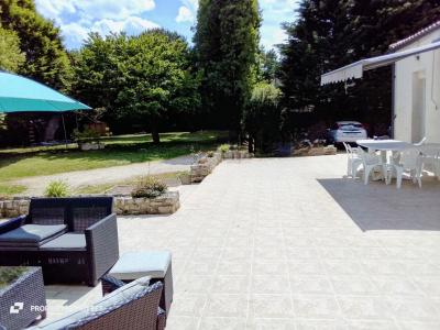 For sale Sainte-gemme 9 rooms 254 m2 Charente maritime (17250) photo 1