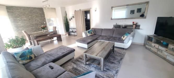 For sale Valentigney 6 rooms 151 m2 Doubs (25700) photo 4