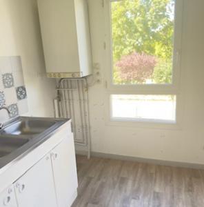 For rent Serifontaine 3 rooms 62 m2 Oise (60590) photo 2
