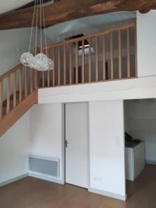 Annonce Location 2 pices Appartement Chaveyriat 01