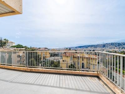 For sale Nice 5 rooms 213 m2 Alpes Maritimes (06000) photo 2