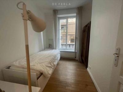 For sale Paris-7eme-arrondissement 2 rooms 24 m2 Paris (75007) photo 0