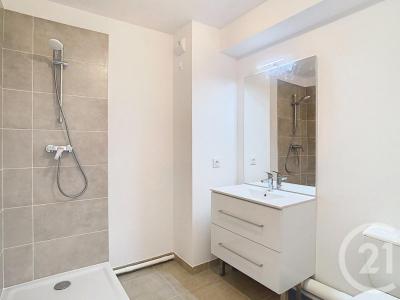 Louer Appartement Thiais 900 euros