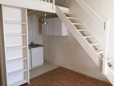 For rent Bordeaux 1 room 31 m2 Gironde (33000) photo 0