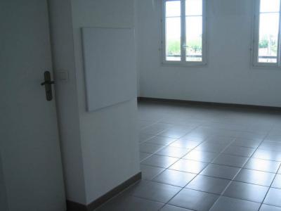 For rent Yerres 1 room 26 m2 Essonne (91330) photo 2