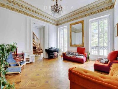 For sale Paris-10eme-arrondissement 5 rooms 153 m2 Paris (75010) photo 1