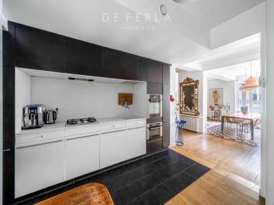 For sale Paris-7eme-arrondissement 6 rooms 200 m2 Paris (75007) photo 2