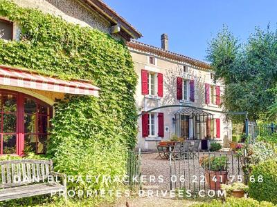 For sale Montrem 8 rooms 288 m2 Dordogne (24110) photo 0