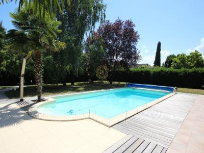 For sale Chalon-sur-saone 9 rooms 293 m2 Saone et loire (71100) photo 1