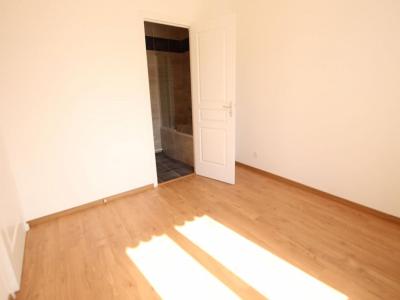 Louer Appartement Oullins 823 euros