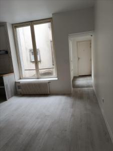 For rent Riom 2 rooms 37 m2 Puy de dome (63200) photo 4