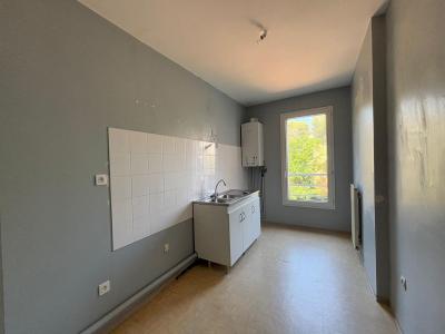 For sale Toulon 3 rooms 70 m2 Var (83200) photo 3