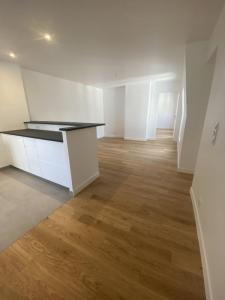 For rent Paris-3eme-arrondissement 4 rooms Paris (75003) photo 2