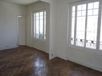 Louer Appartement 106 m2 Clermont-ferrand