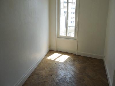 Louer Appartement Clermont-ferrand 878 euros