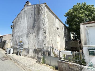 For sale Saint-coutant-le-grand 140 m2 Charente maritime (17430) photo 1