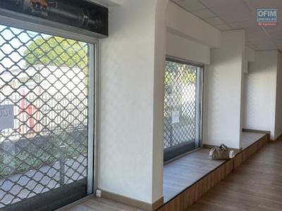 For rent Saint-pierre 175 m2 Reunion (97410) photo 2