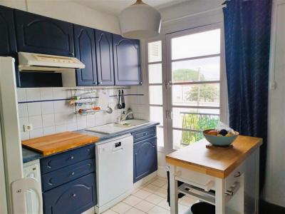 For sale Royan 3 rooms 76 m2 Charente maritime (17200) photo 4