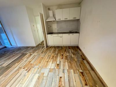 For sale Marseille-9eme-arrondissement 2 rooms 39 m2 Bouches du Rhone (13009) photo 2