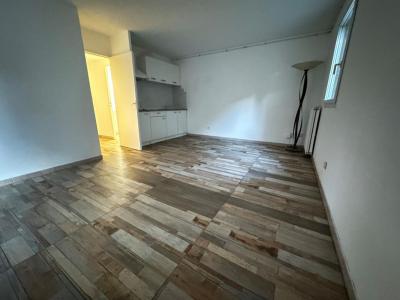 For sale Marseille-9eme-arrondissement 2 rooms 39 m2 Bouches du Rhone (13009) photo 3