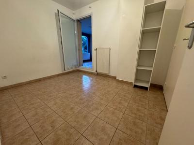 For sale Marseille-9eme-arrondissement 2 rooms 39 m2 Bouches du Rhone (13009) photo 4