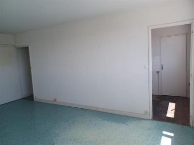 For sale Royan 3 rooms 65 m2 Charente maritime (17200) photo 4