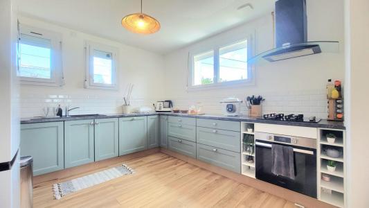 For sale Noyant-la-gravoyere 4 rooms 74 m2 Maine et loire (49520) photo 2