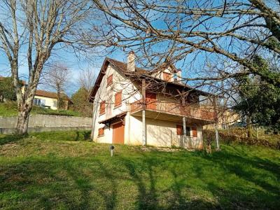 For sale Martiel 4 rooms 84 m2 Aveyron (12200) photo 0