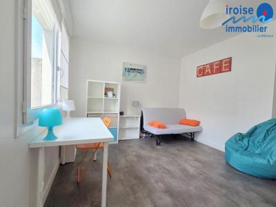 For rent Brest 1 room 30 m2 Finistere (29200) photo 0