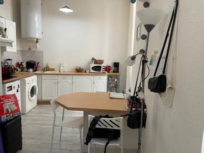 Louer Appartement 40 m2 Nimes