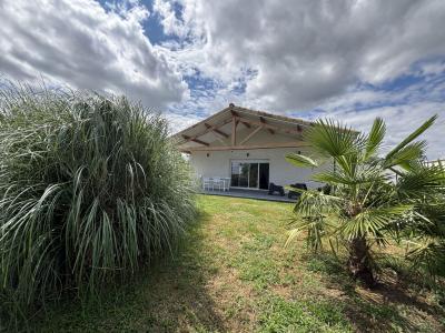 For sale CALME 4 rooms 122 m2 Ain (01190) photo 0