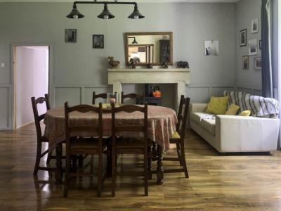 For sale 8 rooms 439 m2 Deux sevres (79190) photo 1