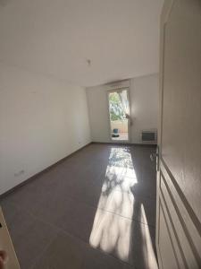 For rent Marseille-9eme-arrondissement 2 rooms 38 m2 Bouches du Rhone (13009) photo 2