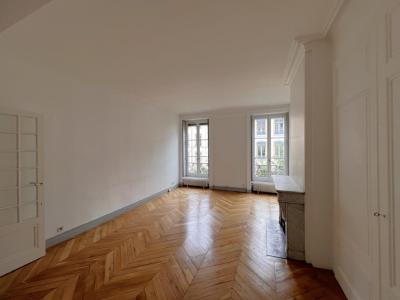 Louer Appartement 76 m2 Lyon-2eme-arrondissement