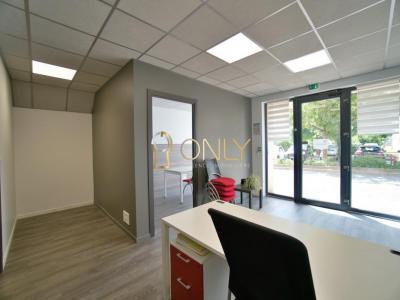 Annonce Vente Local commercial Jassans-riottier 01