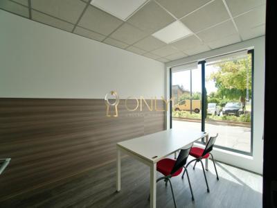 Acheter Local commercial 38 m2 Jassans-riottier