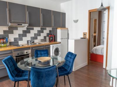 For rent Paris-3eme-arrondissement 2 rooms 32 m2 Paris (75003) photo 2