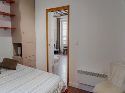 For rent Paris-3eme-arrondissement 2 rooms 32 m2 Paris (75003) photo 3