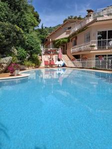 Louer Maison Cap-d'ail 9300 euros