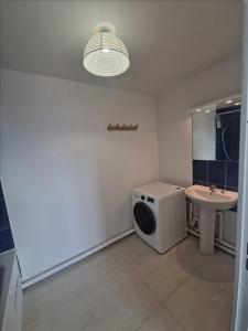 Louer Appartement Acheres 910 euros