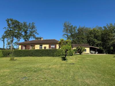 For sale Tursac 4 rooms 114 m2 Dordogne (24620) photo 1