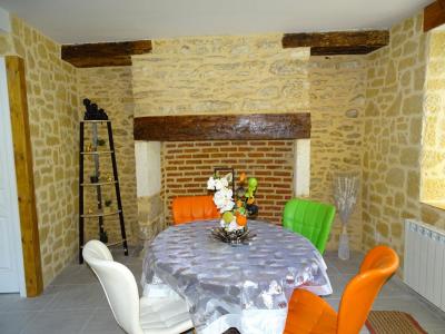 For sale Montignac 3 rooms 77 m2 Dordogne (24290) photo 1