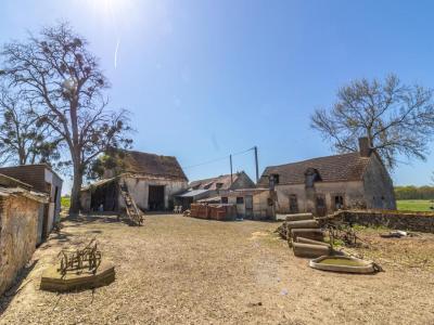 For sale Anjouin 4 rooms 80 m2 Indre (36210) photo 1