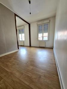 For rent Saint-just-en-chaussee 3 rooms 75 m2 Oise (60130) photo 0