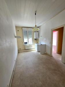 For rent Saint-just-en-chaussee 3 rooms 75 m2 Oise (60130) photo 3