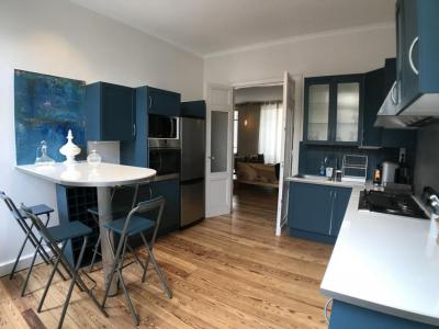 Louer Appartement 101 m2 Bordeaux