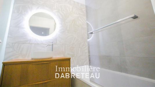 For rent Villeurbanne 3 rooms 65 m2 Rhone (69100) photo 4