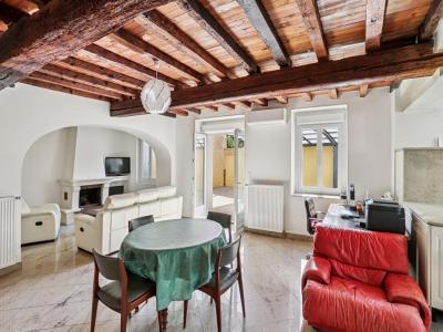 For sale Vaulx-en-velin 10 rooms 285 m2 Rhone (69120) photo 3