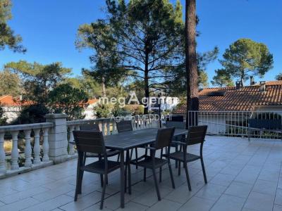 For sale Saint-georges-de-didonne 10 rooms 178 m2 Charente maritime (17110) photo 0